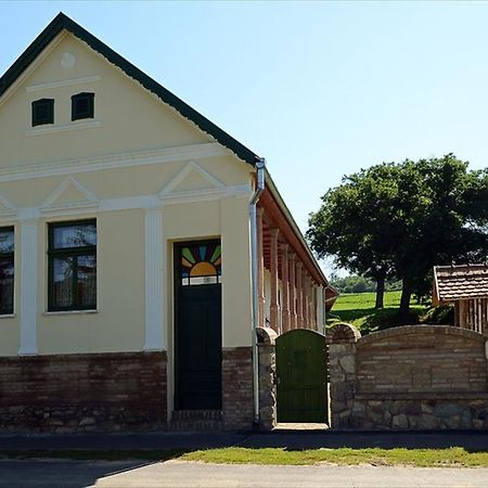 Zengoalja Vendeghaz Hotell Erzsébet Exteriör bild